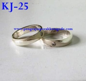 cincin costum, cincin costum mas putih, cincin costum paladium, cincin costum mas, cincin kawin paladium, cincin kawin mas, cincin kawin mas putih, cincin kawin platinum, cincin nikah paladium, cincin tunangan paladium, cincin tunangan mas, cincin nikah mas putih, cincin nikah platinum, disain cincin kawin mas paladium, cincin nikah perak, cincin kawin silver, cincin nikah silver, disain cincin kawin, cincin kawin murah, cincin costum silver, cincin kawin perak, cincin kawin silver, cincin tunangan perak, cincin tunangan silver, cincin couple perak, cincin couple silver