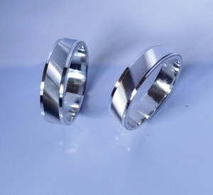 Cincin kawin, cincin costum, cincin tunangan, cincin nikah, cincin couple, cincin mas, cincin mas putih, cincin paladium, cincin silver, cincin perak, disain Cincin kawin, disain cincin costum, disain cincin tunangan,disain cincin nikah, disain cincin couple, Cincin kawin perak, cincin costum perak, cincin tunangan perak, cincin nikah perak, Cincin kawin mas, cincin costum mas, cincin tunangan mas, cincin nikah mas, Cincin kawin paladium, cincin costum paladium, cincin tunangan paladium, cincin nikah paladium, Cincin kawin silver, cincin costum silver, cincin tunangan silver, cincin nikah silver, harga cincin kawin, pengrajin cincin kawin, silver wedding ring, Cincin kawin masputih, cincin costum masputih, cincin tunangan masputih, cincin nikah masputih, disain cincin mas putih