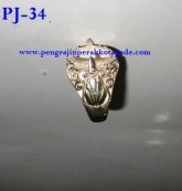 cincin pria, cincin ikat batu, cincin emban batu, cincin batu mulia, model cincin emban, cincin perak, cincin logo, cincin nama, cincin kesatuan, cincin stempel, model cincin batu, cincin perak kotagede, cincin perak costum, cincin silver, cincin costum, cincin pria batu polos, cincin perak pria batu polos, cincin perak jogja, cincin perak batu akik, Cincin perak pria, cincin ikat batu mulia, cincin emban batu mulia, katalog cincin pria, katalog cincin emban batu