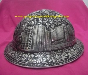 pt semen gresik, helm pt semen indonesia, pt cement, Helm ukir perak, helm ukir, helm tatah, pengrajin helm ukir kotagede, toko helm perak, helm ukir silver, helm tembaga, helm kuningan, helm alumunium, engraved hard hat, engraved hard hat for sale, engraved aluminum hard hat, brass hard hats, copper hard hats, engraved silver hard hat, personalized hard hats, carved hard hat, Carved helmet, hand carved hard hats, engraved hard hats indonesia, Silver carving helmet, custom hard hat