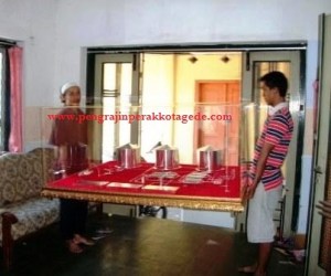 Maket, miniatur, replika, souvenir pensiun, souvenir seminar, miniatur pajangan pameran